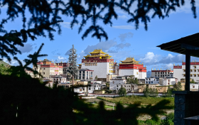 掀潮履新 | 杭州万象城15周年，以山海为信，共赴人文之约