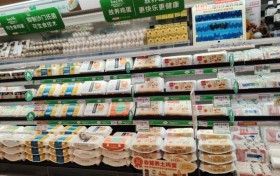 信德农牧携手标杆商超，引领非笼养鸡蛋新风尚